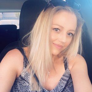 Meet your Posher, Kari